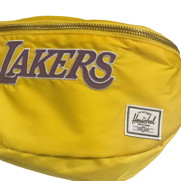 Herschel Supply Co. Los Angeles Lakers Gold Sixteen Hipsack Yellow Fanny Pack - Picture 2 of 9